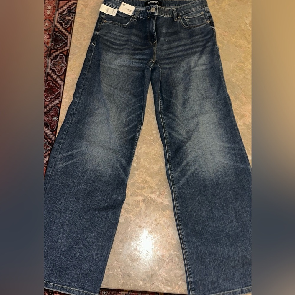 Express Super Wide Leg Low Rise jeans